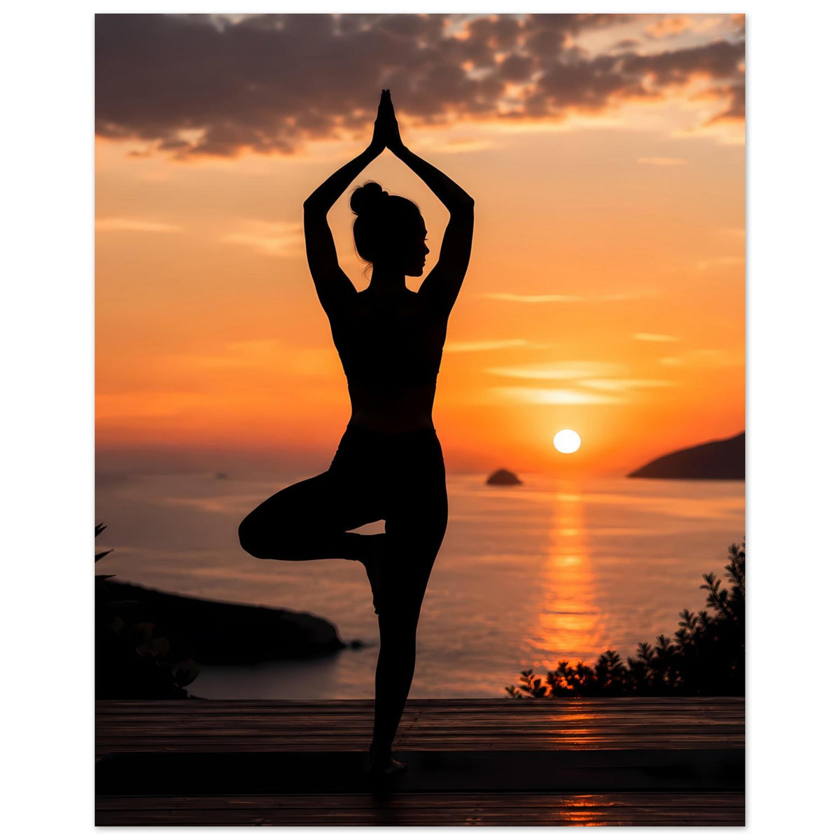 Yoga-Poster im Hochformat: schwarze Silhouette in Meditationshaltung bei Sonnenuntergang.