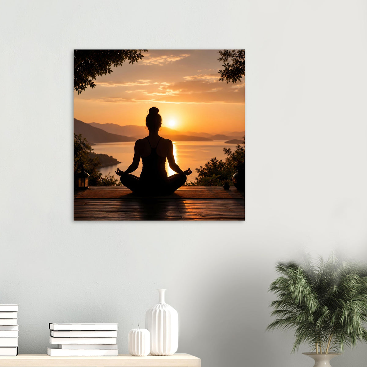Kleines Meditationsposter im Querformat: meditierende Silhouette vor Sonne am Horizont