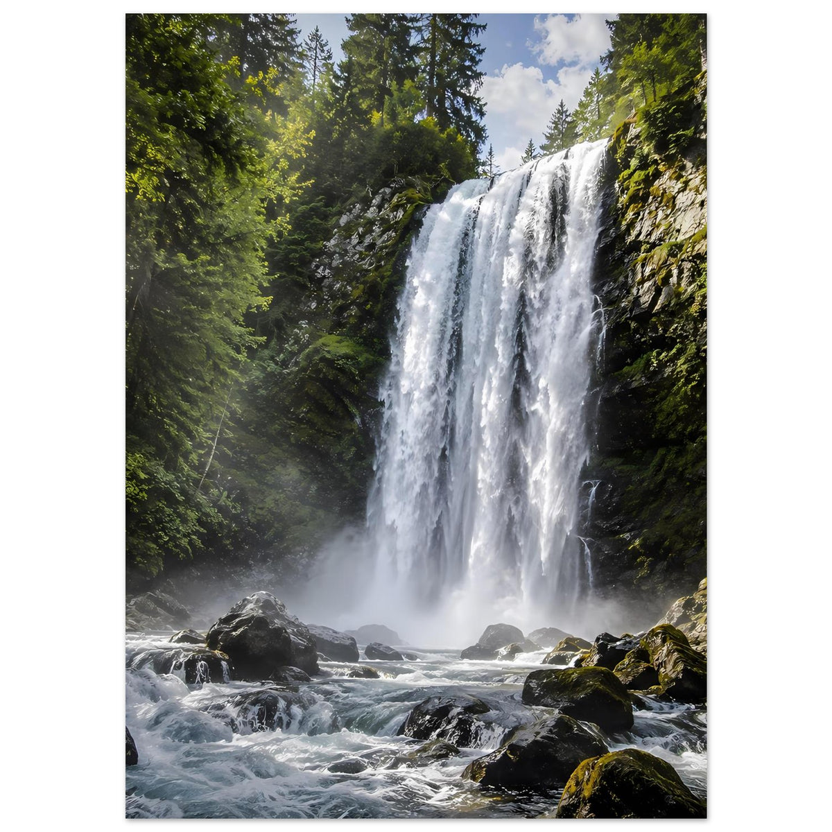 Wasserfall-Premium-Poster: hoher Wasserfall, grüne Baumkronen und felsige Uferkante