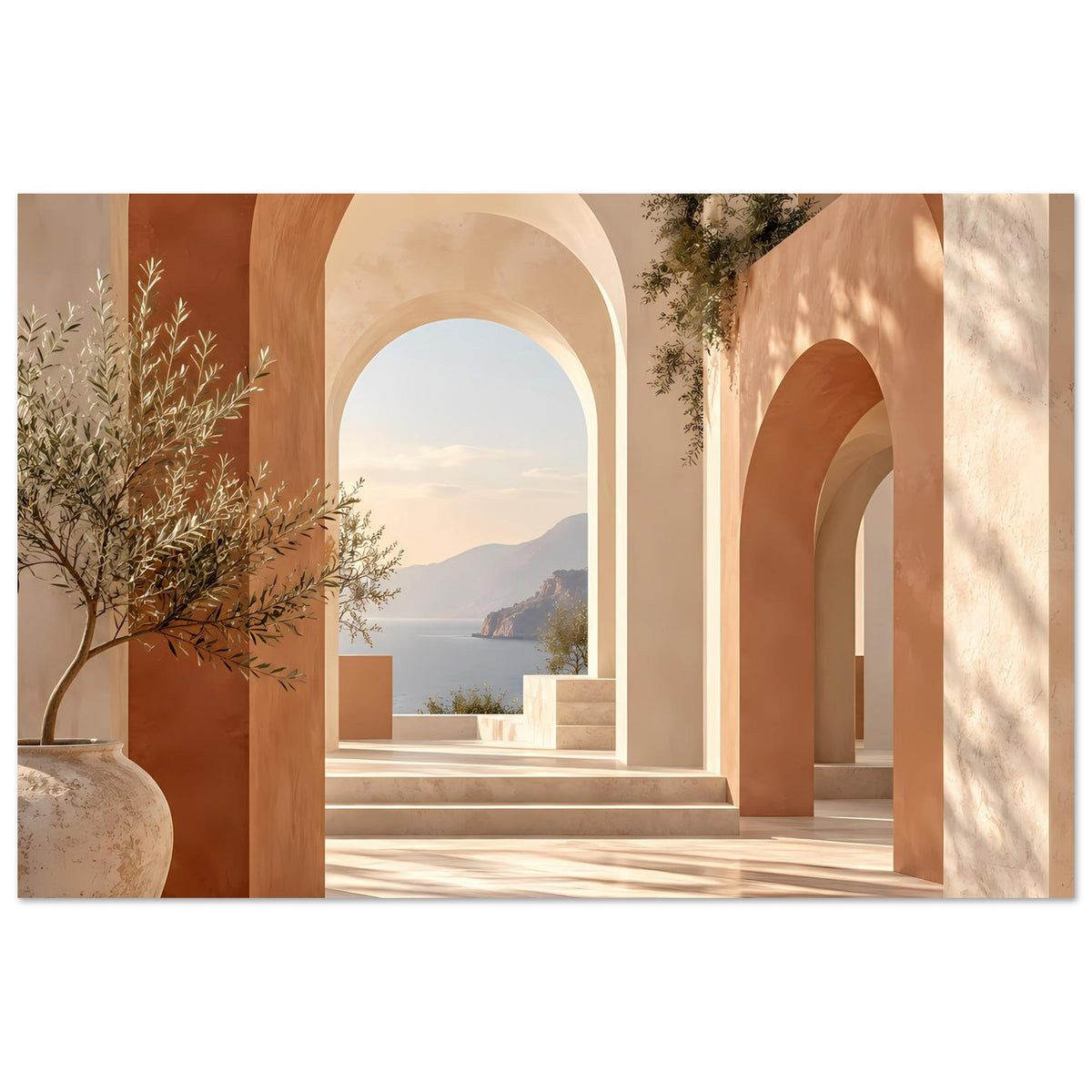 Poster mit warmen mediterranen Rundbögen, Terrakotta- und Beigewänden und offener Fensteröffnung