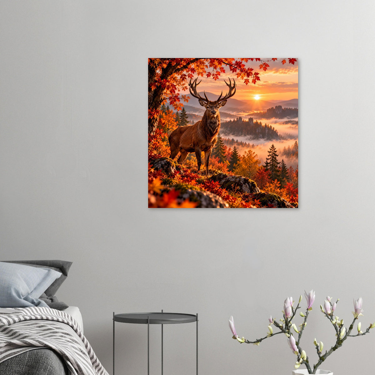 Kleines Hirschposter: Geweihhirsch im Herbst mit Sonnenuntergang und orangefarbenem Laub
