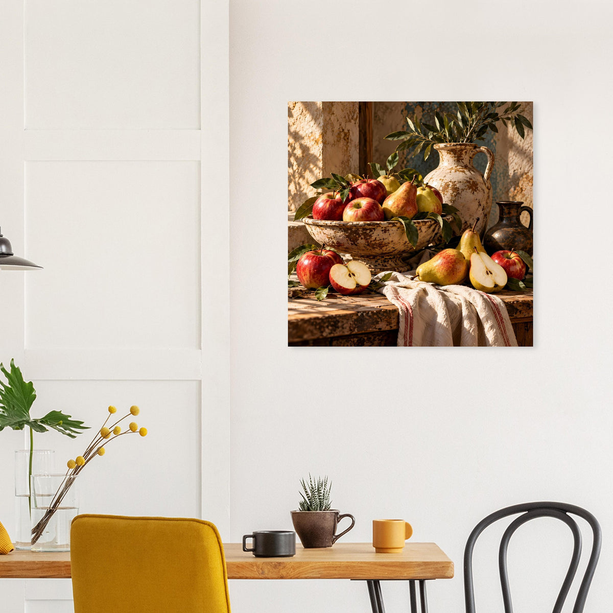 Poster mit Stillleben: Früchte und Keramikvase auf Holzuntergrund, warmes Herbstmotiv
