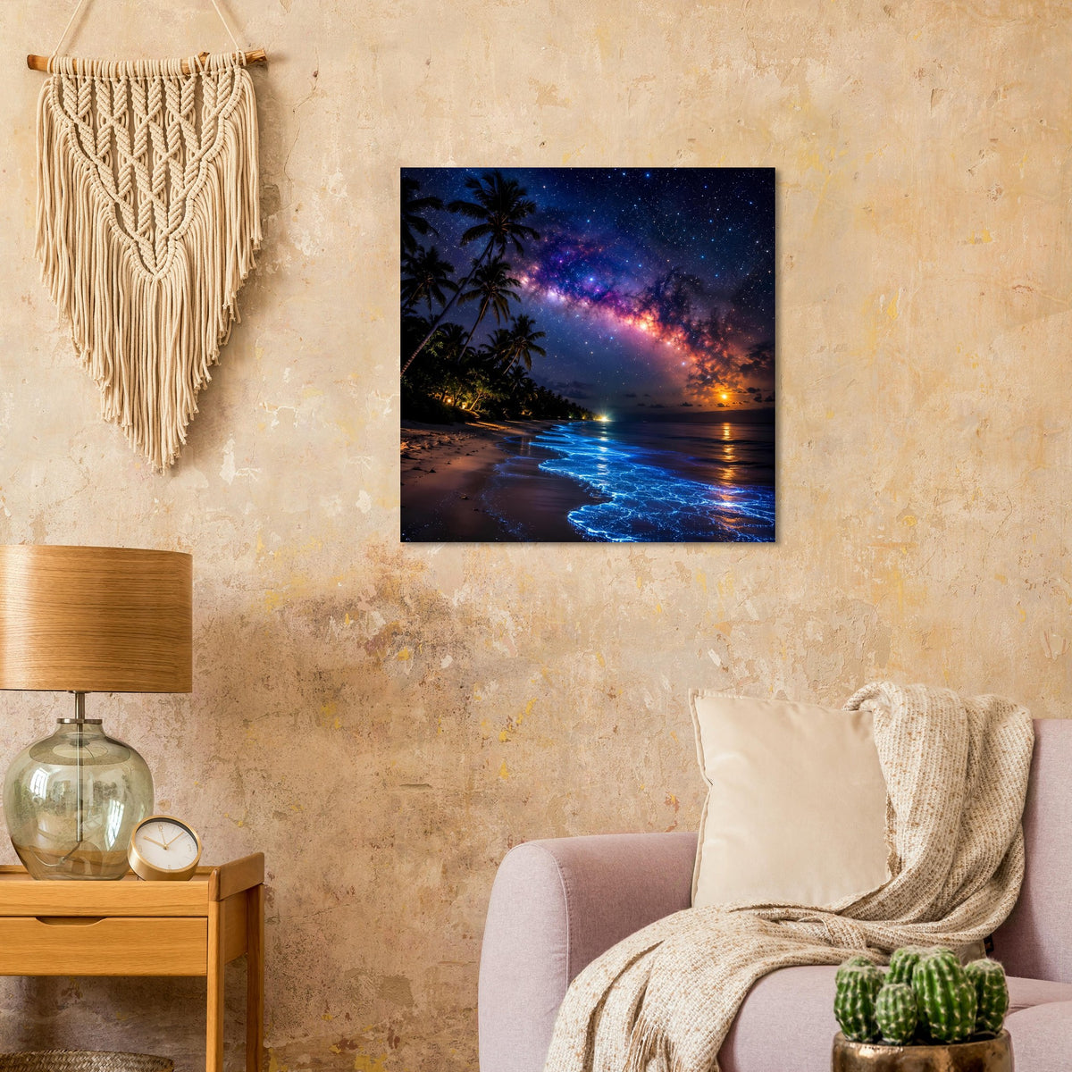 Poster mit tropischem Nachtstrand: Palmen, Sternenhimmel und leuchtende Horizontlichter