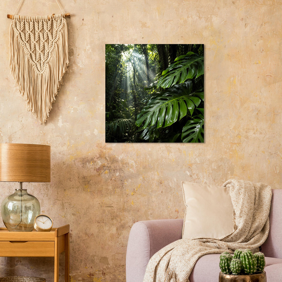 Jungle-Serenity-Poster mit großen Farnblättern und Nebel im Urwald
