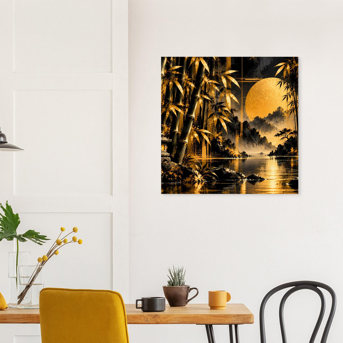 Quadratisches Wandposter mit goldener Bambusvegetation, Mond am Himmel über Wasserfläche.