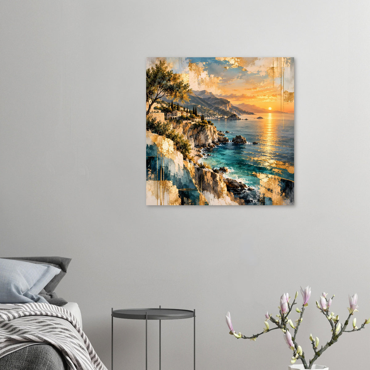 Kleines Poster im Querformat: Küste mit Sonnenuntergang, Felsklippen, türkisblaues Wasser und Berge.