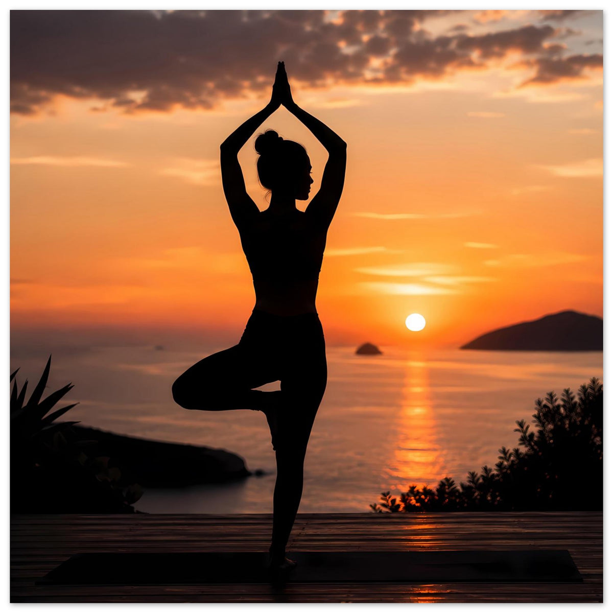 Yoga-Poster mit schwarzer Silhouette im Lotussitz, Sonne spiegelt sich auf der Wasserfläche