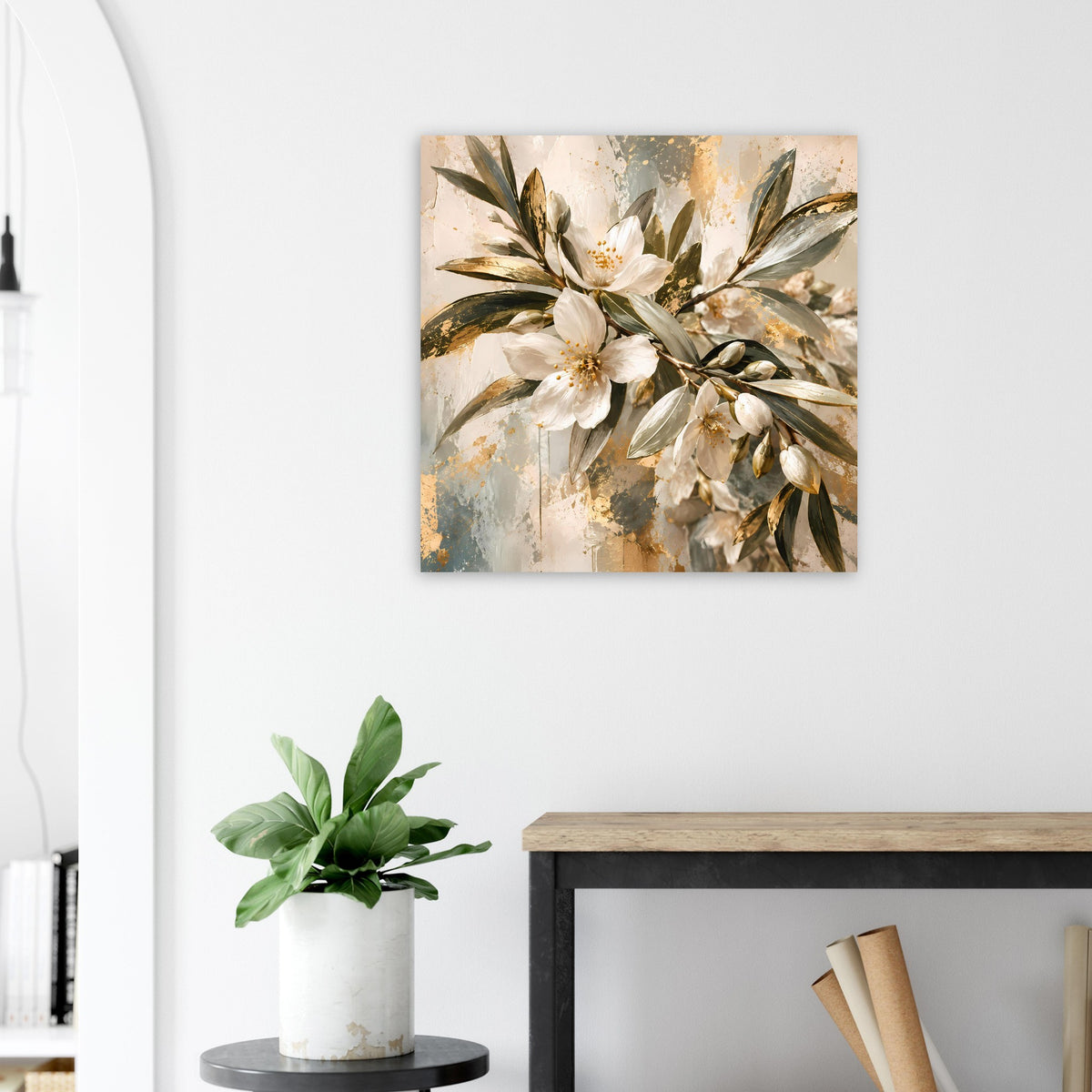 Quadratisches Wandbild mit weißem Blütenstrauß und goldenen Blattspitzen auf hellem Grund