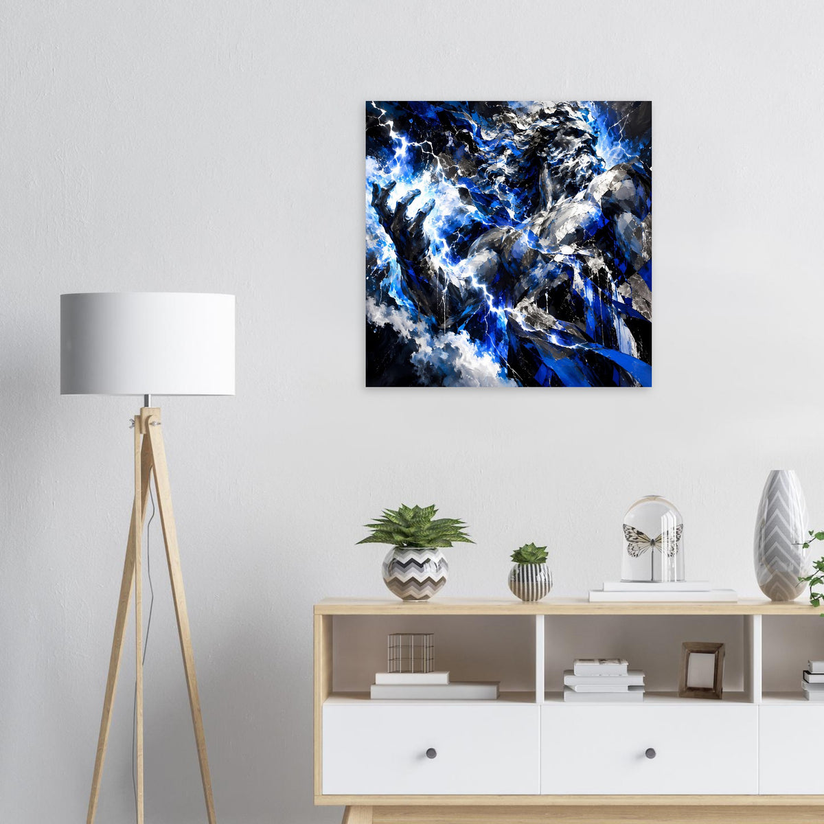 Quadratisches abstraktes Blitz-Poster mit blauem Leuchten und dunklen Farbfeldern