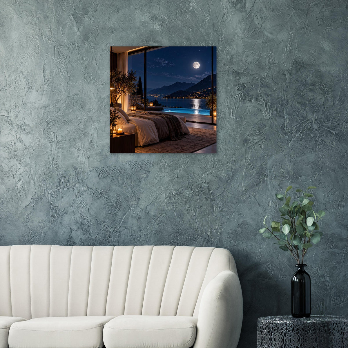 Poster mit Nachtlandschaft: Mond über Wasser, beleuchtete Terrasse mit Bett