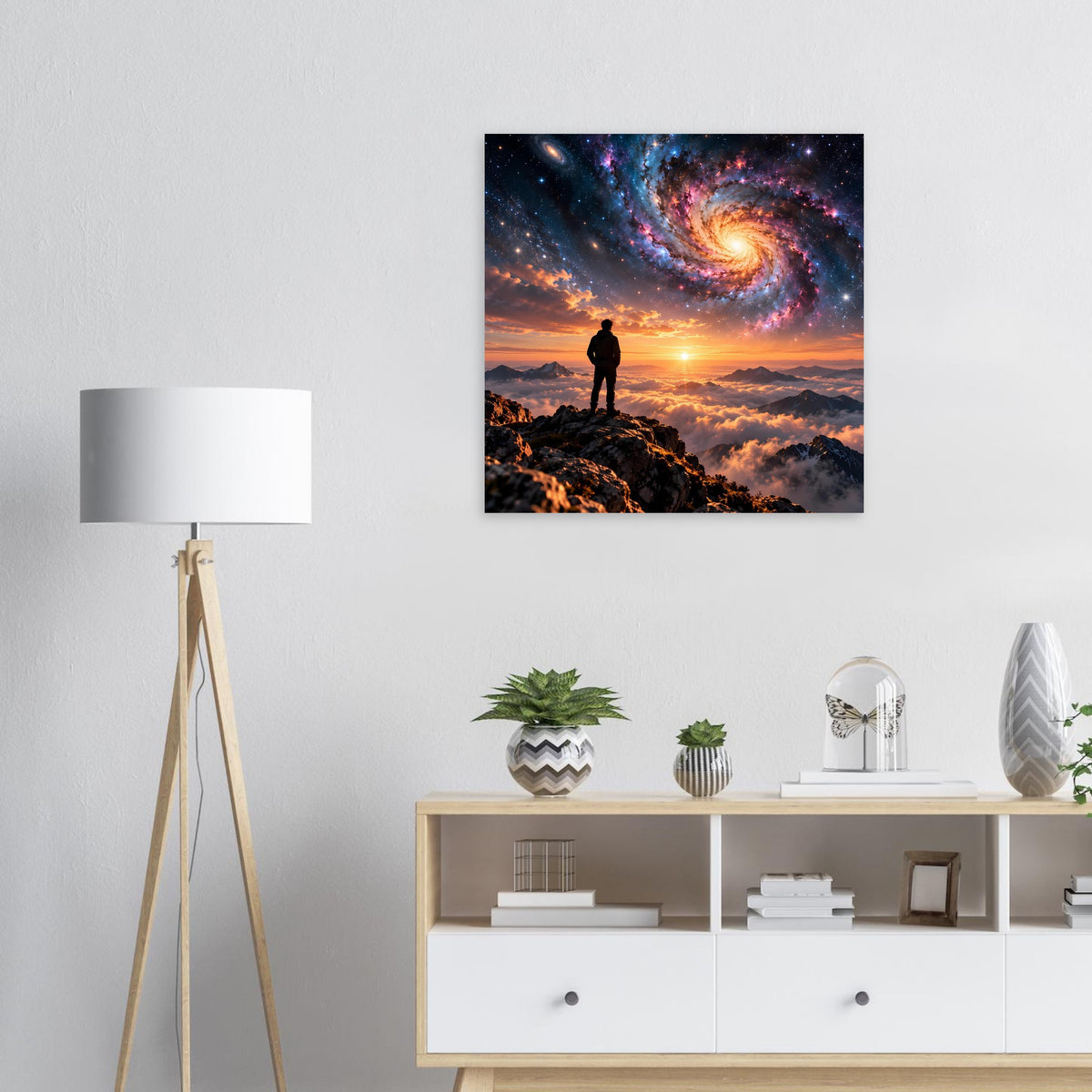 Poster: Silhouette auf Felsen bei Sonnenuntergang mit Galaxie und Sternen