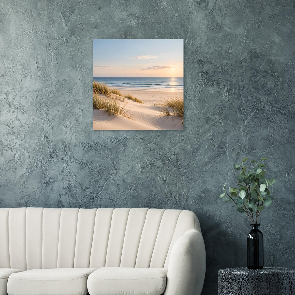 Poster mit Küstenlandschaft: Sanddünen, ruhiges Meer und Sonnenuntergang