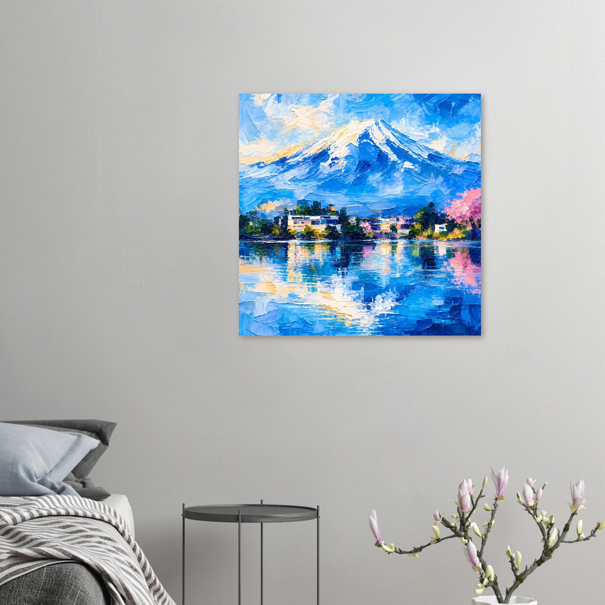 Kleines Landschaftsposter mit blauem Berg und reflektierendem See in kräftiger Farboptik