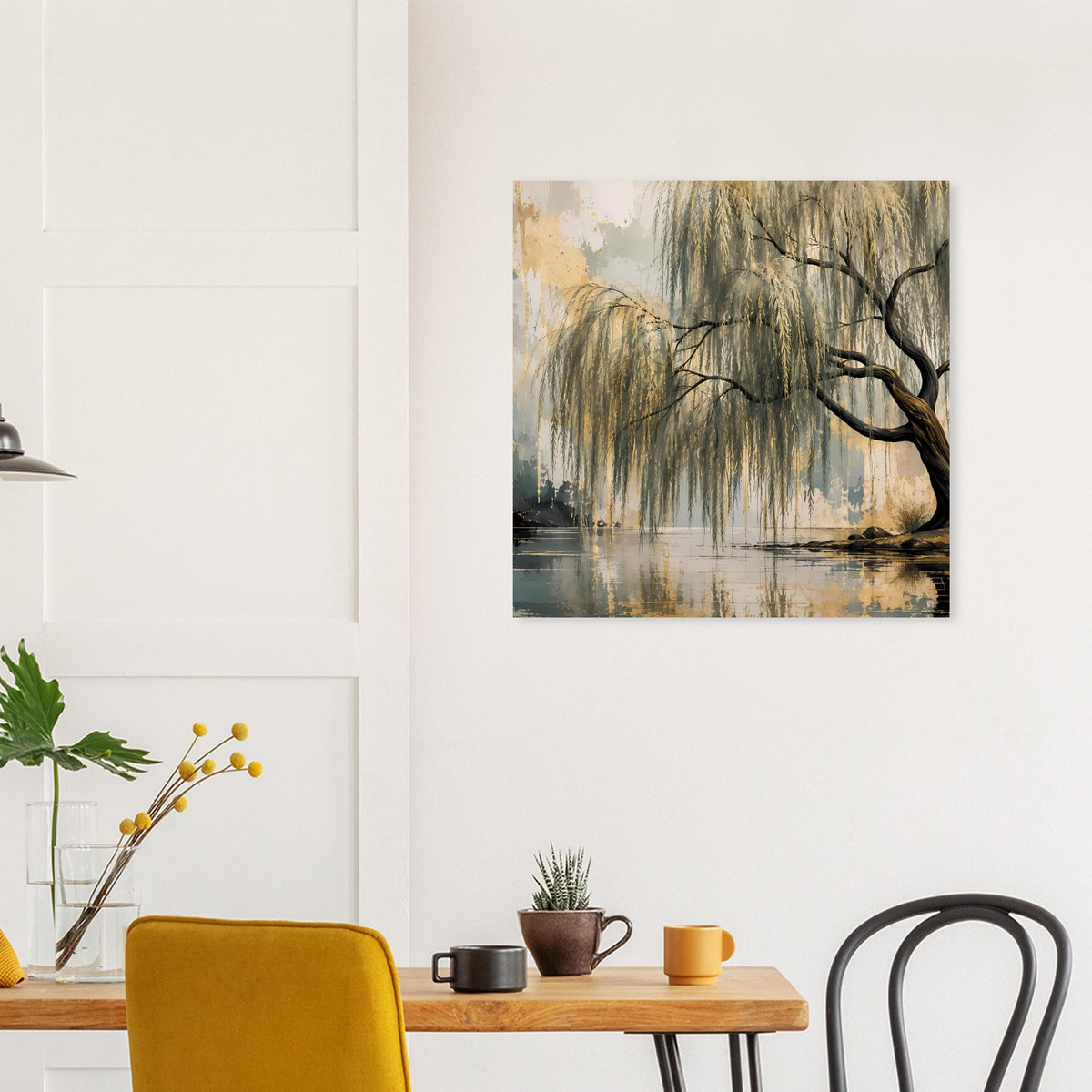 Quadratisches Poster mit hängendem Weidenbaum und Wasser im Hintergrund, blau-goldene Palette