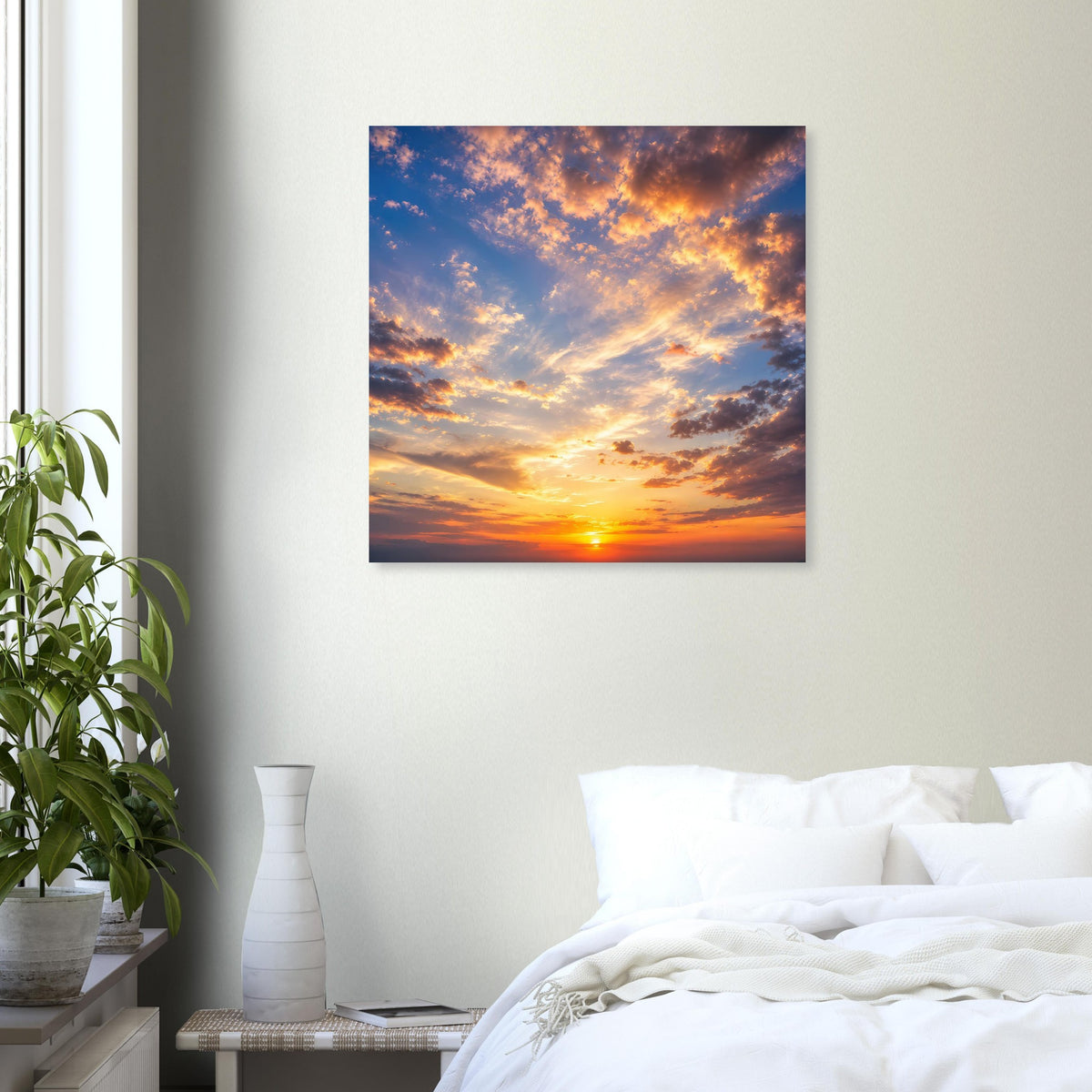 Quadratisches Wandposter mit Sonnenuntergangshimmel und leuchtendem Himmel über Horizont