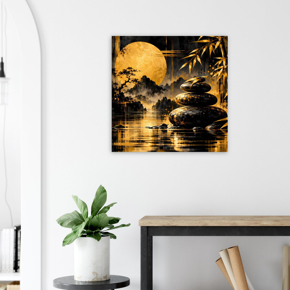 Kunstposter mit goldener Mondsichel, schwarzen Steinen und Bambus in glänzenden Reflexionen