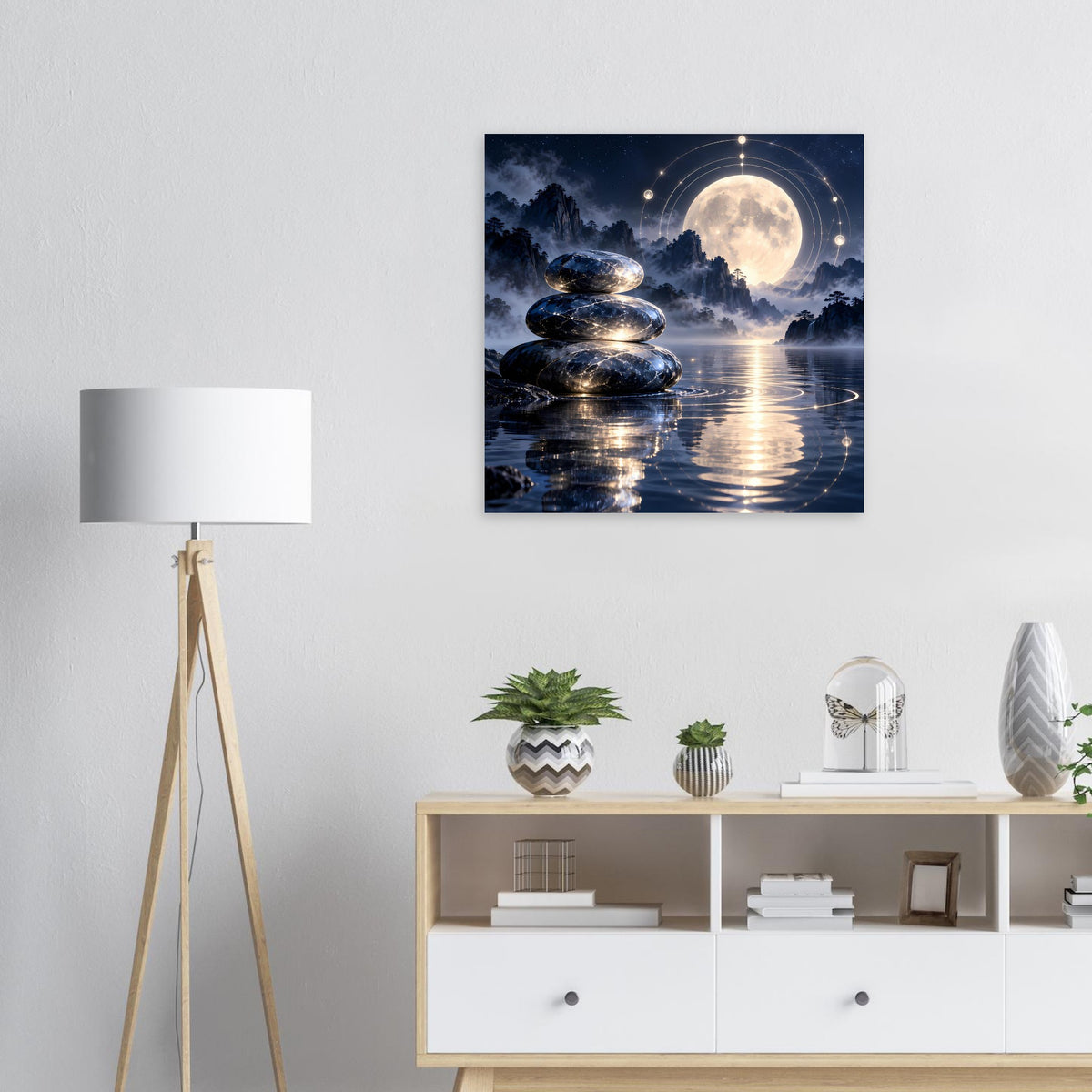 Zen-Poster mit Mondnacht, gestapelten Steinen und Spiegelung im Wasser
