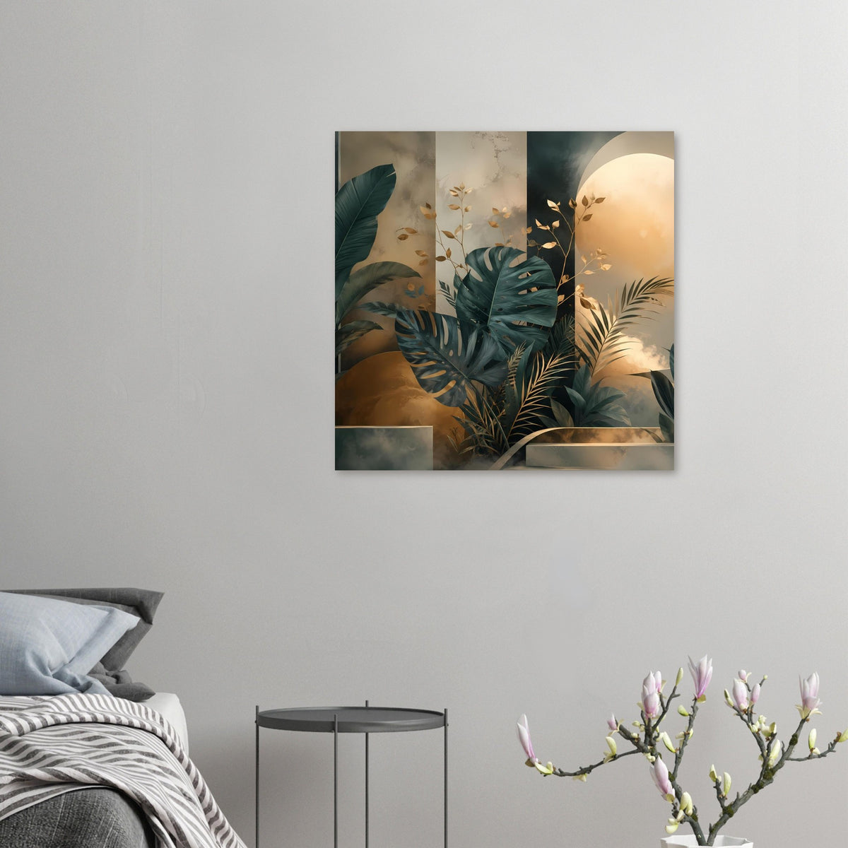 Quadratisches Poster mit tropischen Blättern in Petrolgrün und Gold, klein im Raum