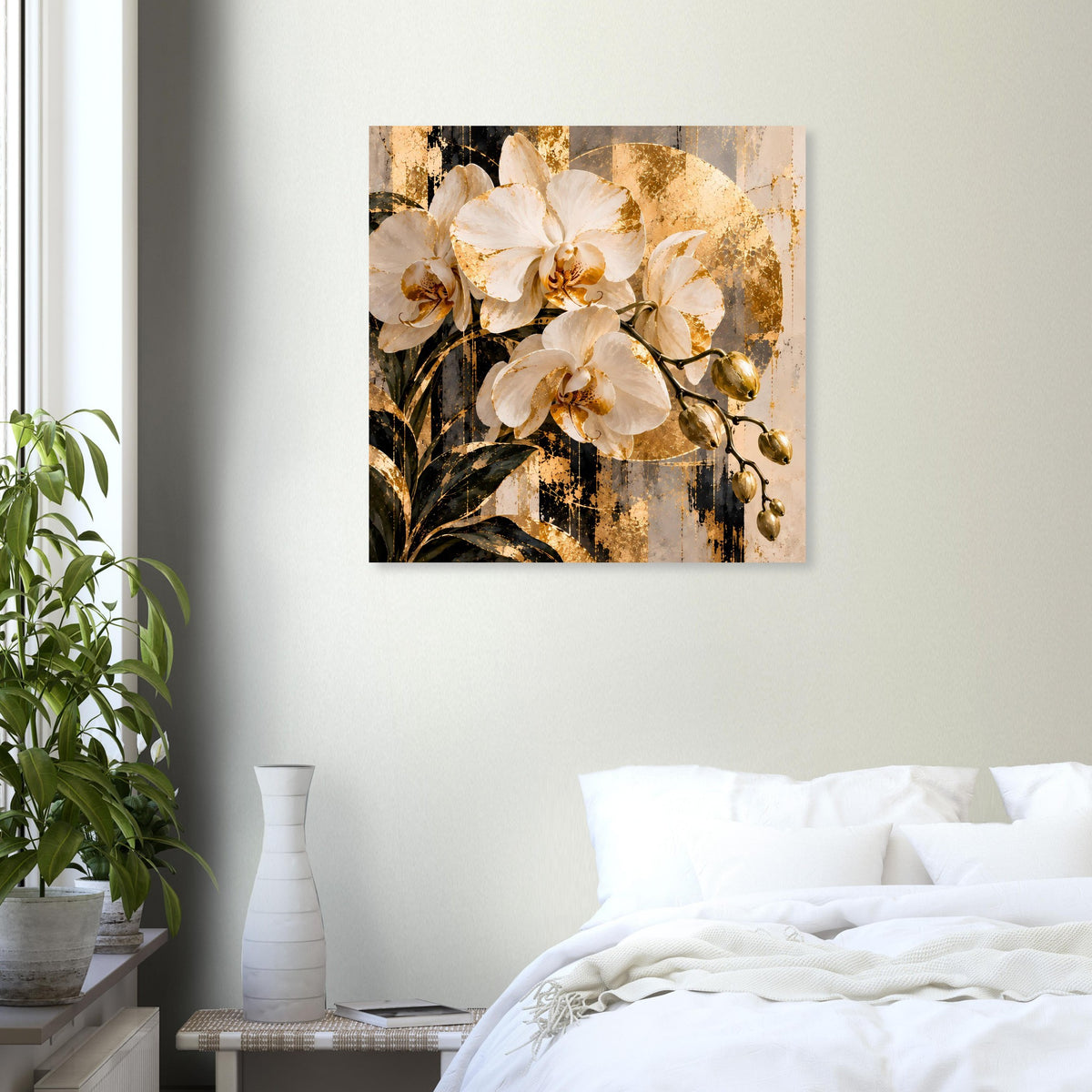Quadratischer Orchideen-Poster mit beigen Blüten und goldenen Zweigen, matt