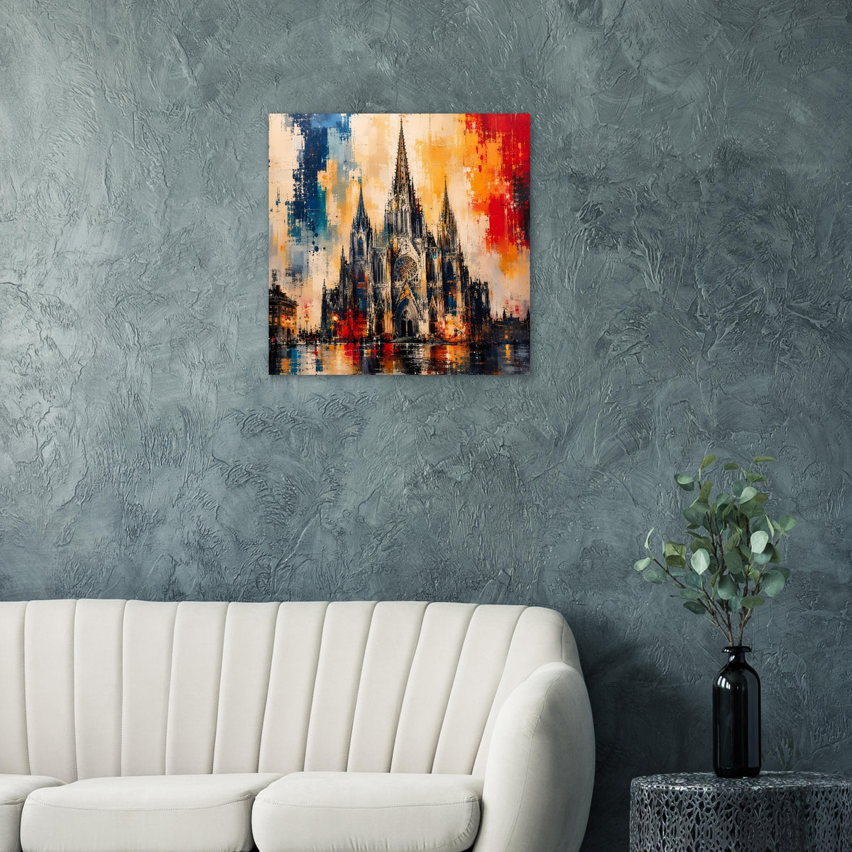 Poster mit gotischer Kathedrale im abstrakten Farbspritz-Look, Blau, Rot, Orange