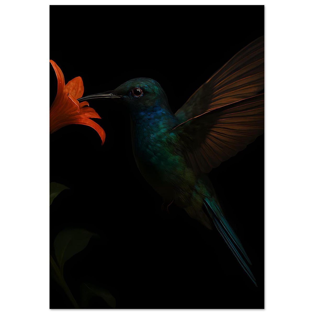 Vertikales Kunstposter: türkisfarbener Kolibri mit orangefarbener Lilie und deutlich sichtbarem Schnabel