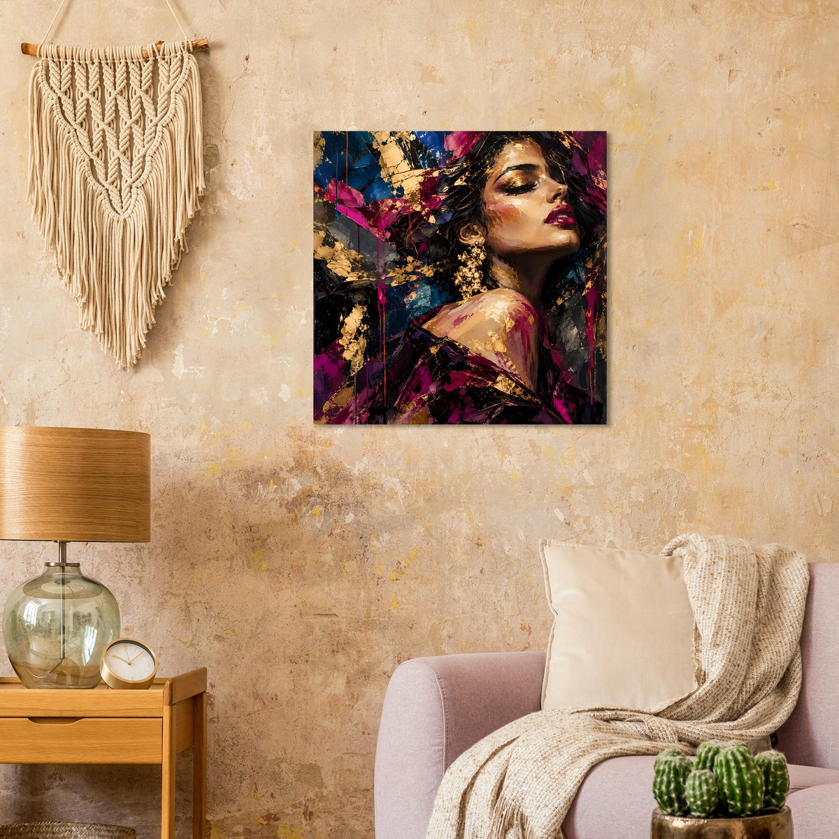 Poster mit Frauenporträt im abstrakt bunten Stil, Schmuckdetails und dunkler Stofflook