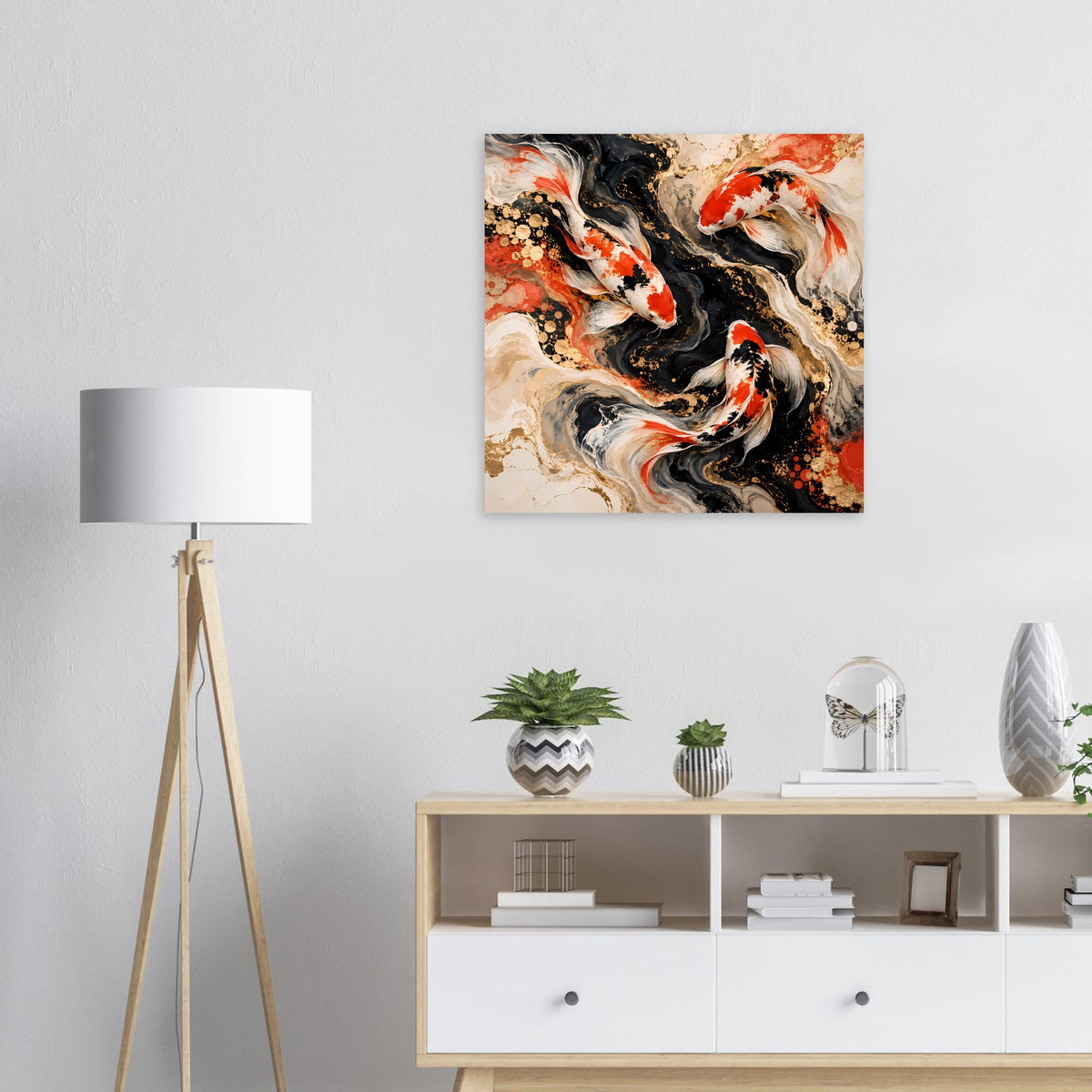 Quadratisches Kunstposter mit abstrakten Koi-Fischen in Schwarz, Rot und Weiß