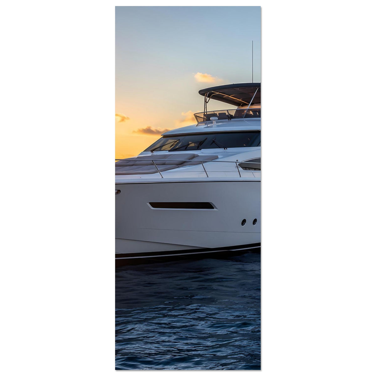 Hochformat-Poster-Ausschnitt: weißer Yacht-Rumpf mit Fenstern und Bug