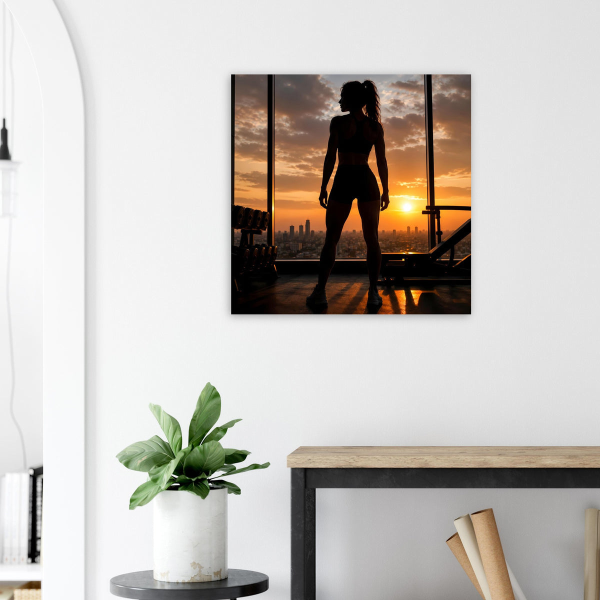 Gerahmtes Poster mit Silhouette einer Sportlerin vor Sonnenuntergang am Steg