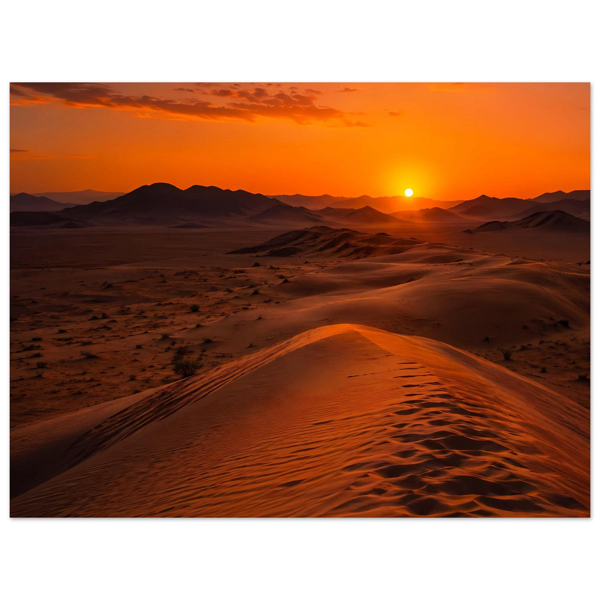 Poster im Querformat: Sonnenuntergang über Sanddünen, orange Farbtöne und lange Schatten