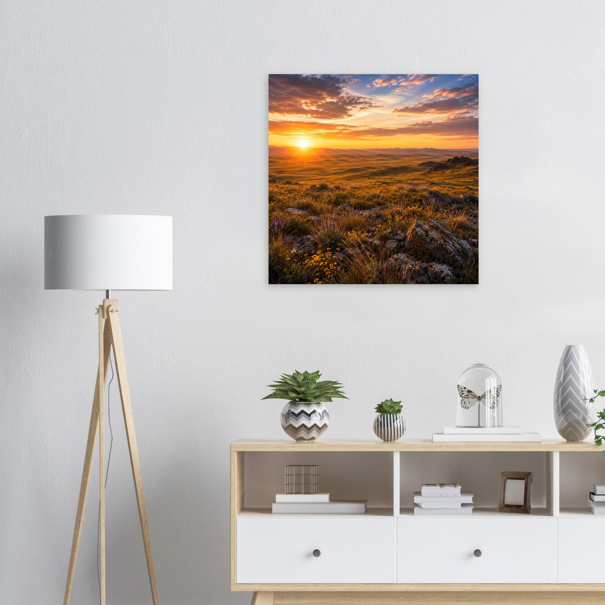 Quadratisches Naturposter mit goldenem Sonnenuntergang über Dünen im schwarzen Rahmen