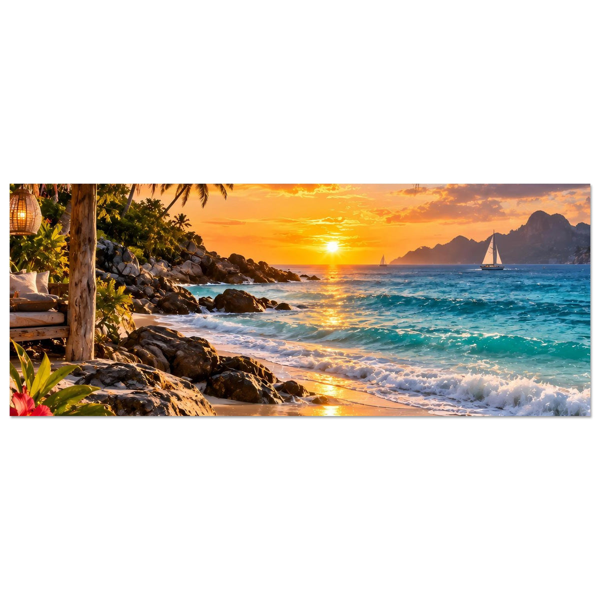Poster tropischer Strand bei Sonnenuntergang im Querformat: Palmen, Meerwellen und Felsen