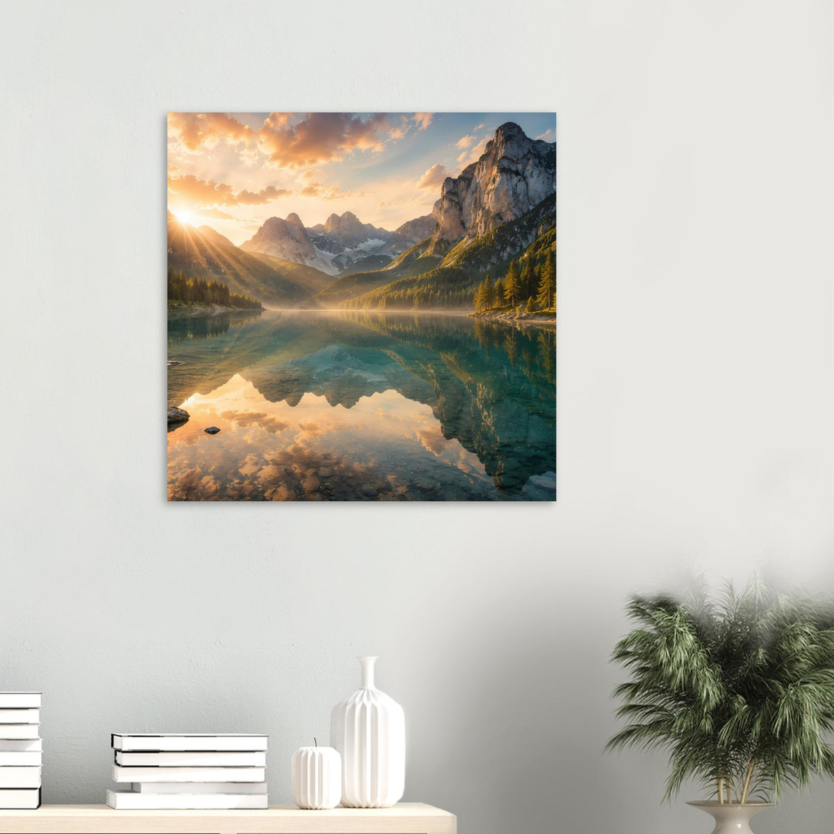 Quadratisches Wandposter mit Bergsee-Landschaft und goldenem Sonnenaufgang, im Rahmen