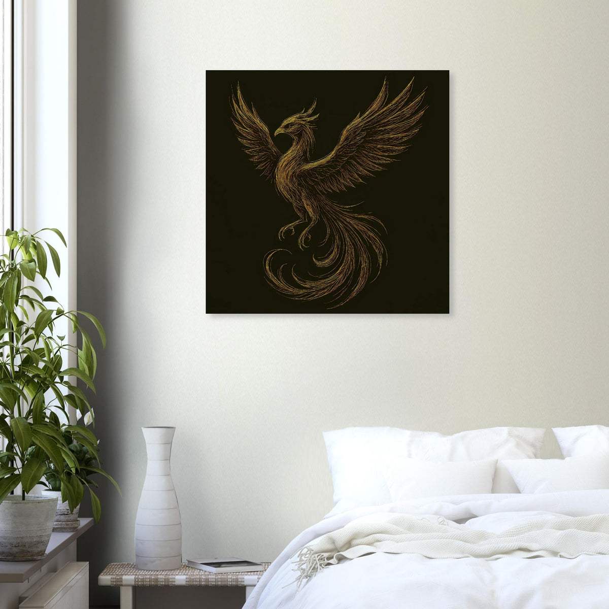Quadratisches Poster an der Wand: goldener Phönix auf schwarzem Hintergrund.