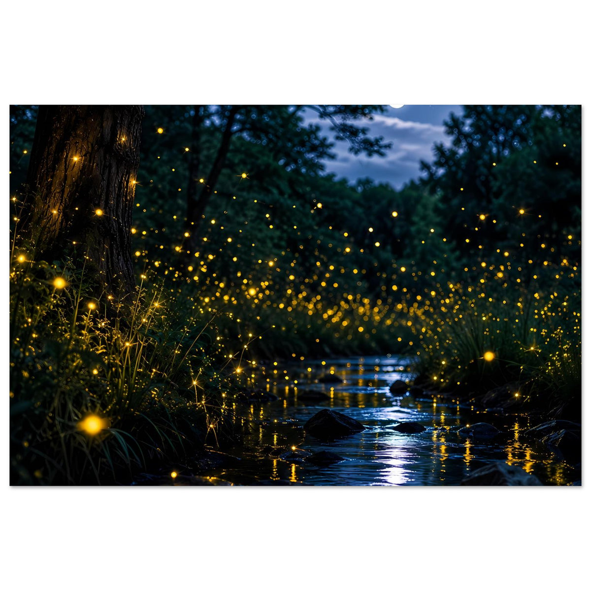 Leuchtposter mit nächtlichem Fluss, goldenen Glühwürmchen in der Vegetation und reflektierendem Wasser