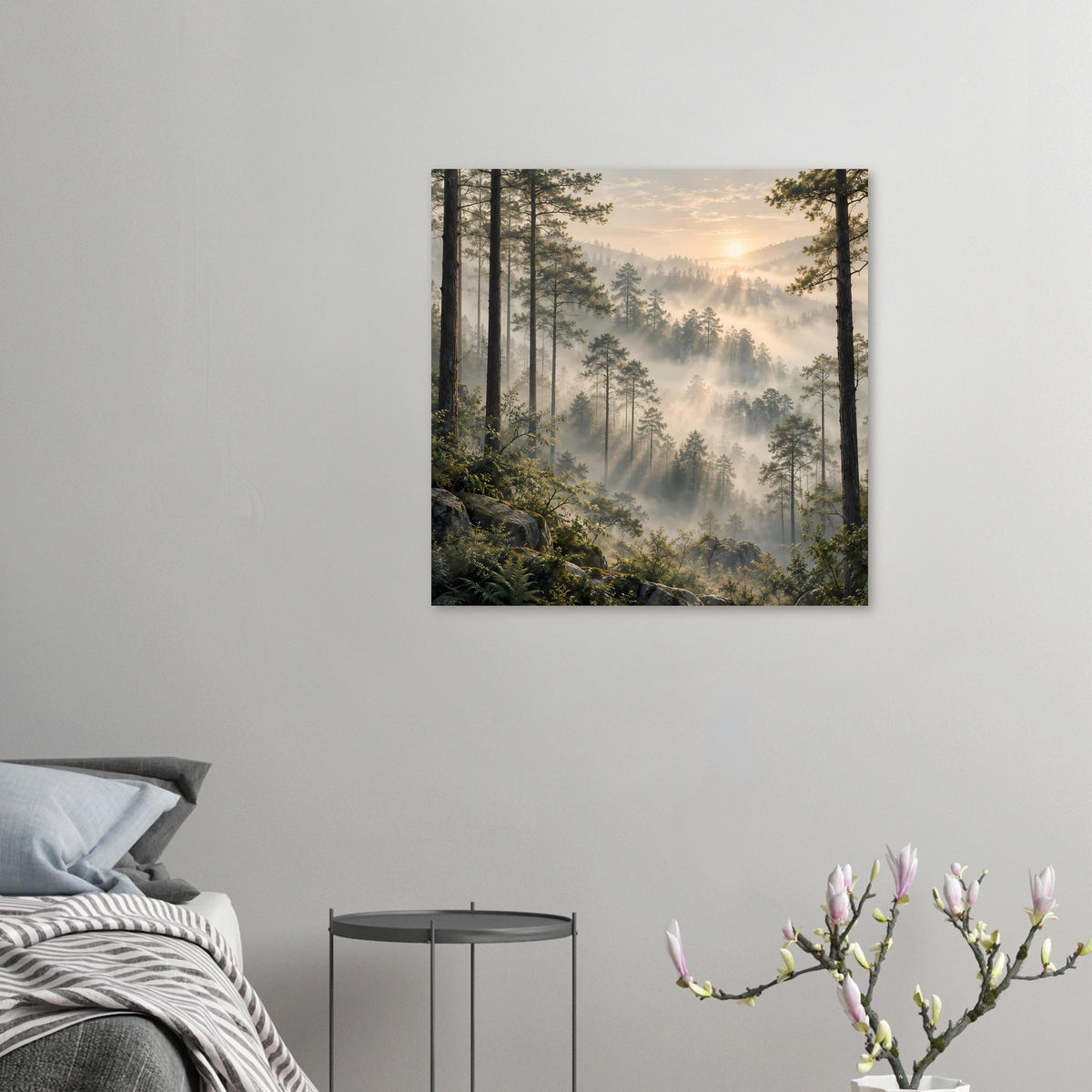 Waldlandschafts-Poster (klein, quadratisch) mit Nebelwald, hohen Bäumen und Sonnenaufgang