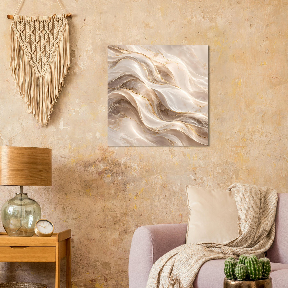 Quadratisches Poster mit schimmernden Wellenmustern in Creme und hellem Gold, marmoriert