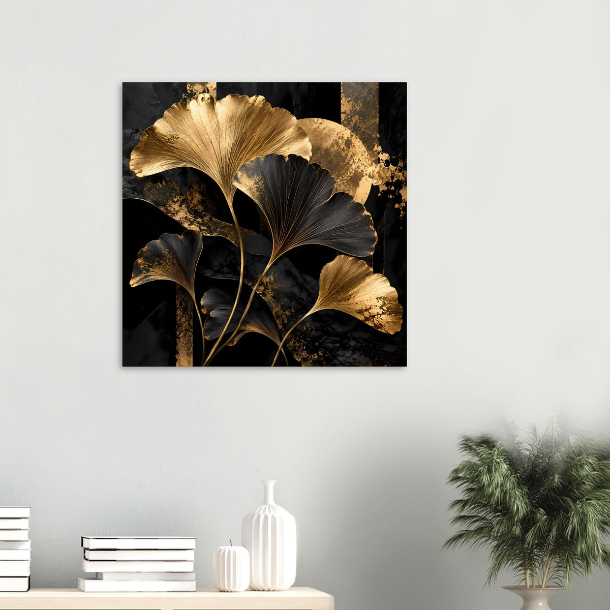 Quadratisches Poster mit goldenen und schwarzen Ginkgo-Blättern, goldene Akzentflächen