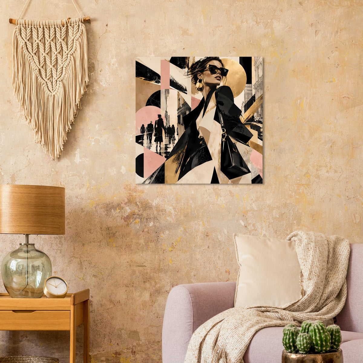Wandposter mit Modeillustration: Frau in schwarzer Kleidung, geometrische Pastellflächen