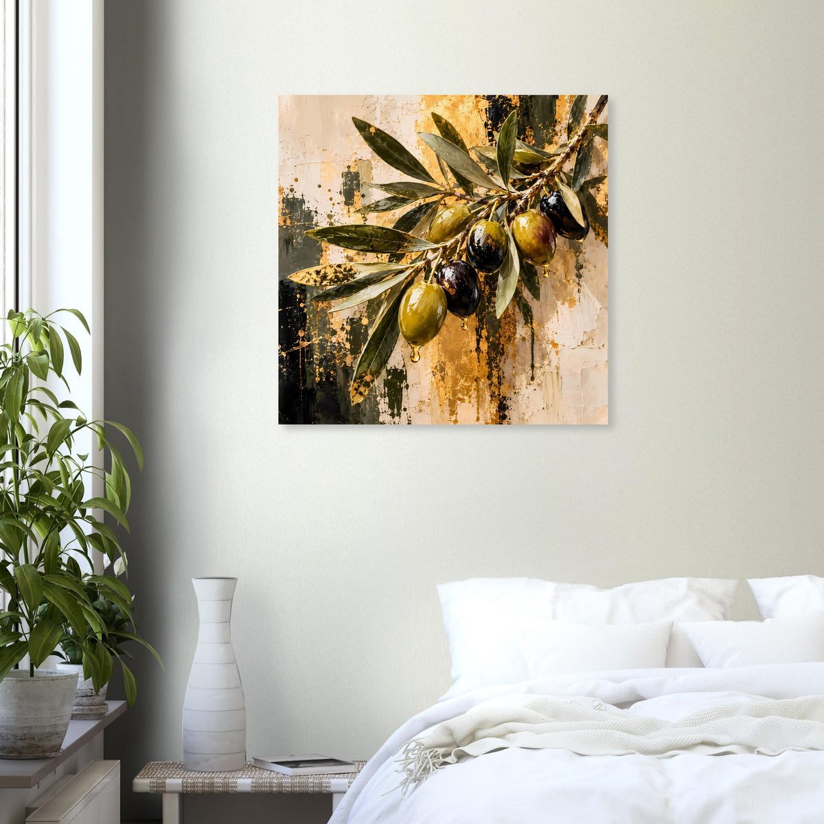 Quadratisches Wandposter mit Olivenzweigen in Gold und Olivgrün auf hellem beigem Hintergrund