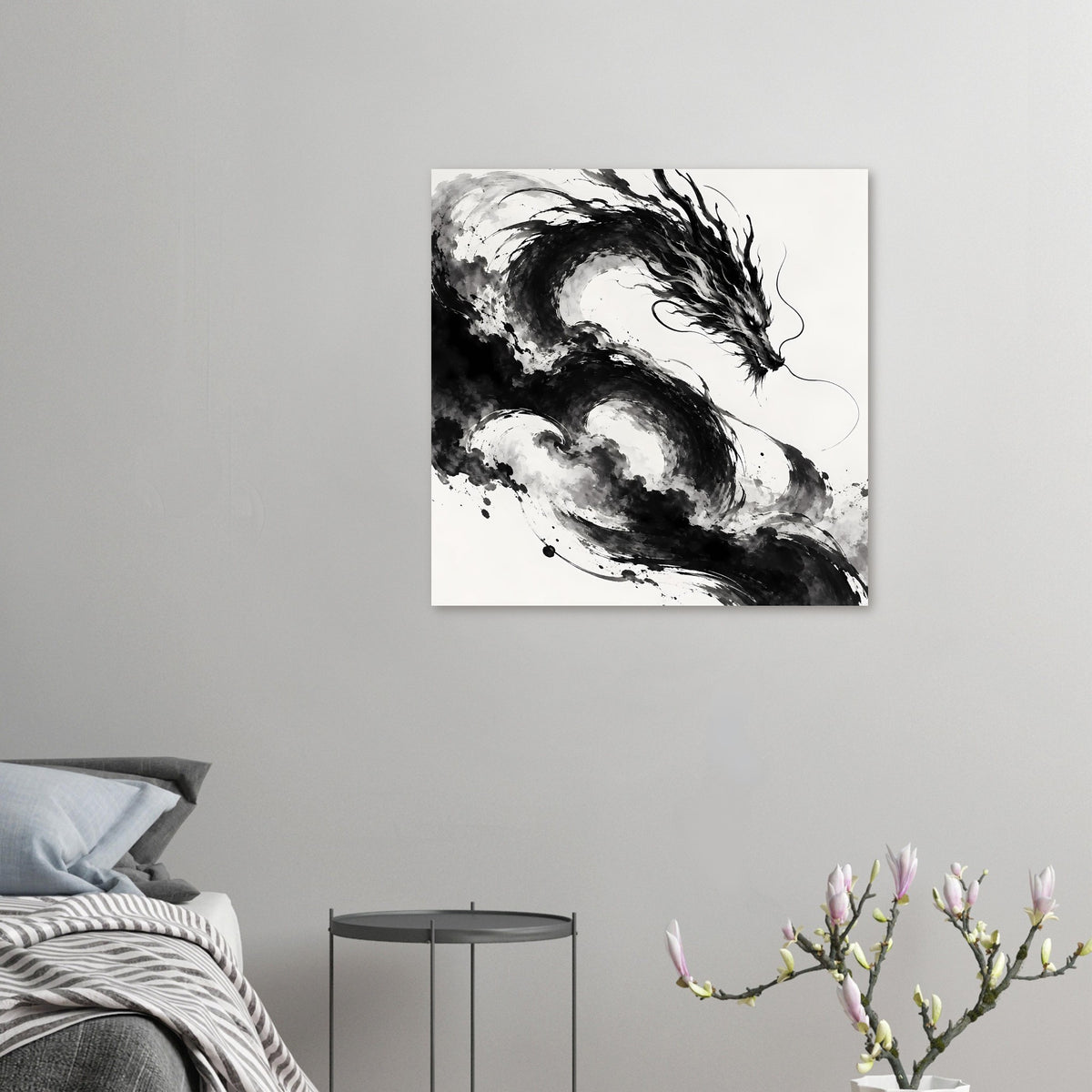 Poster mit schwarz-weißer Drachenillustration, kleiner gerahmter Ausschnitt mit Kopf und Rauch