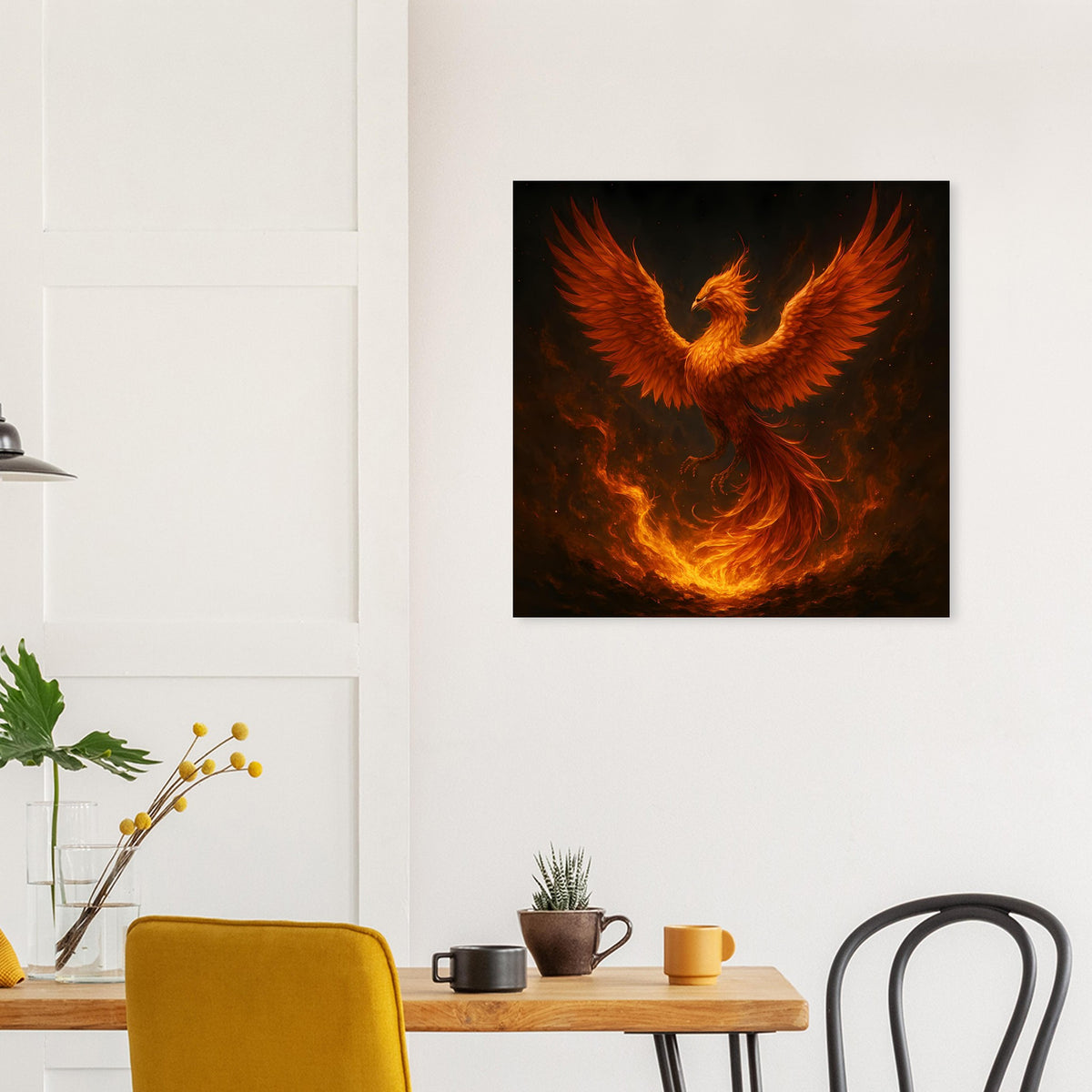 Gerahmtes quadratisches Poster mit Phönix in Flammen, orangefarbene Flügel und Glut am Boden