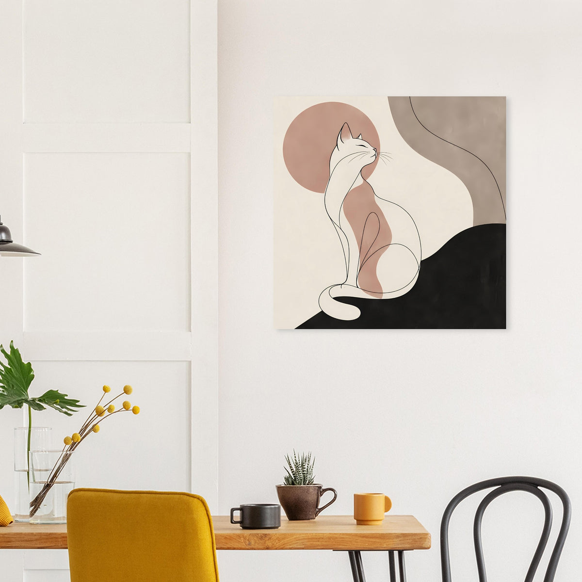 Katze-Poster mit minimalistischer Silhouette im Profil, beiger Kreis, rosabraune Konturen, schwarz