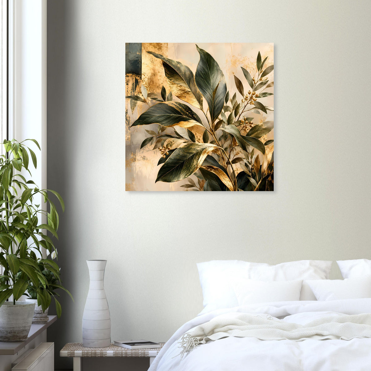 Quadratisches Poster mit botanischer Illustration, goldene Highlights auf beigem Hintergrund