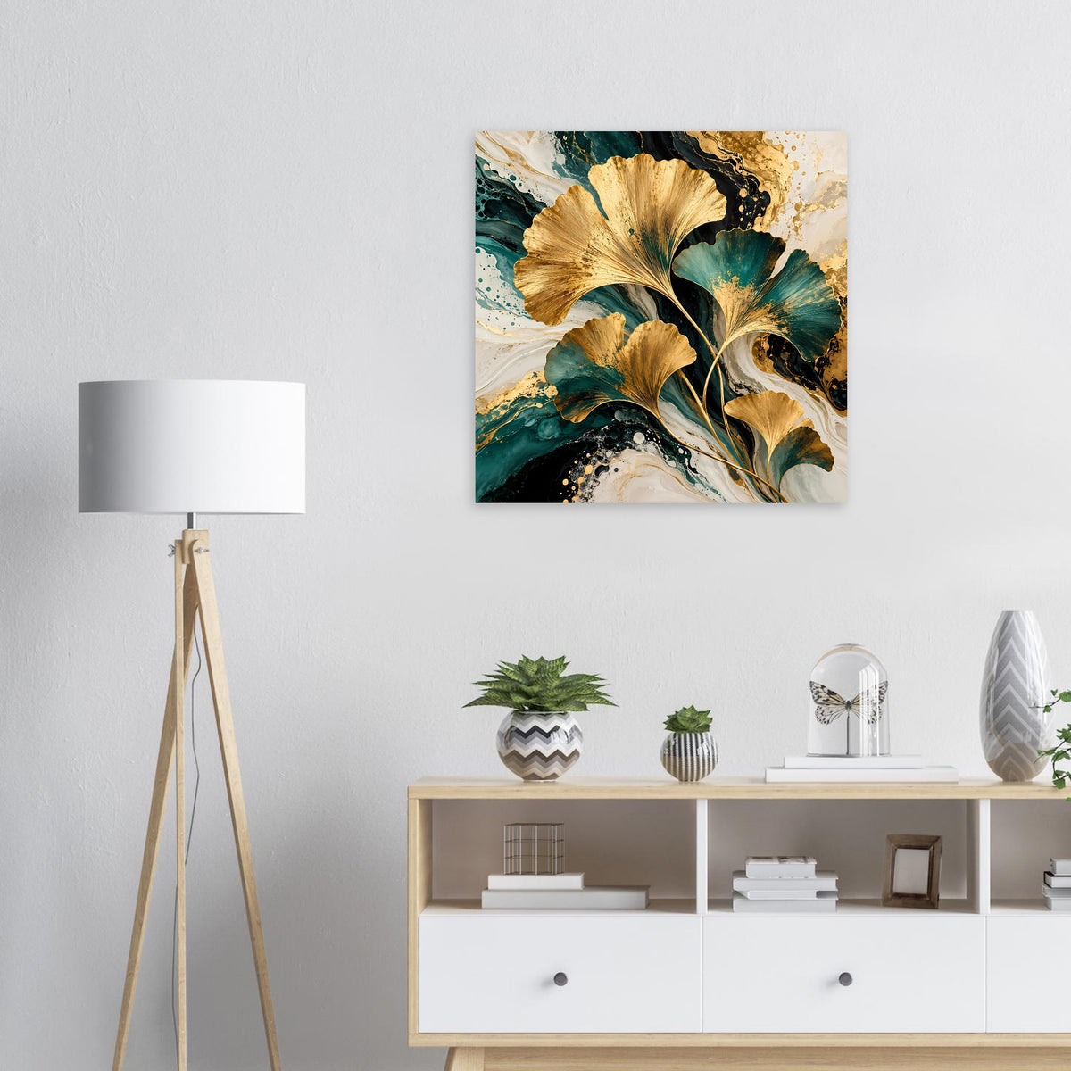 Naturposter: goldene Ginkgo-Blätter auf abstraktem Teal-Creme-Farbverlauf im Quadrat