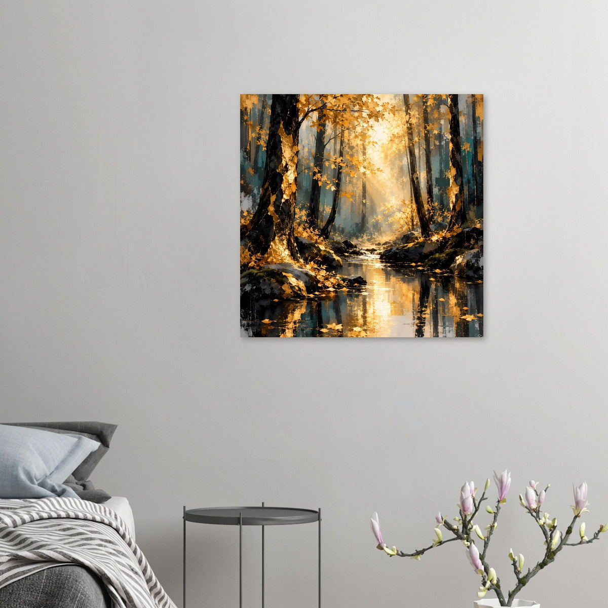 Herbstwald-Poster (klein, quadratisch) mit goldenem Licht und ruhigem Bach