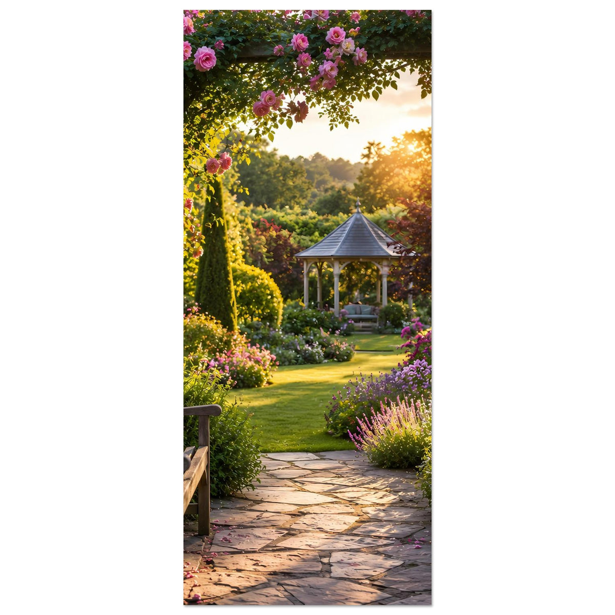 Gartenweg-Poster (vertikal) mit Blütenbogen, Gartenlaube und Laterne im Sonnenlicht