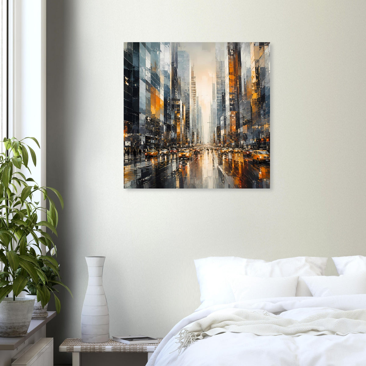 Kleines Poster an der Wand mit Großstadtstraße, gelben Taxis und Lichtreflexen