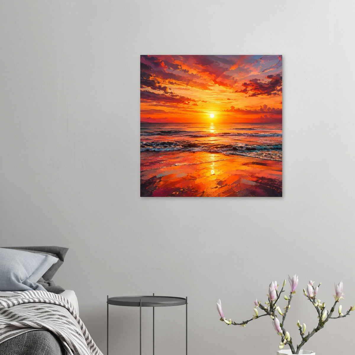 Quadratisches Poster: Sonnenuntergang am Meer mit orange-roten Wolken und spiegelndem Ufer