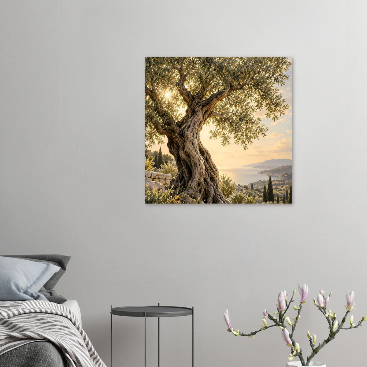 Poster mit Olivenbaumstamm und Küstenlandschaft im warmen Dämmerlicht